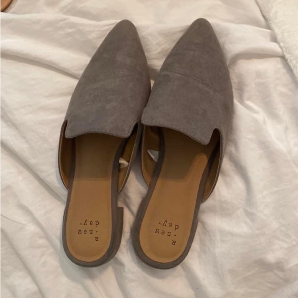 Gray mules size 7